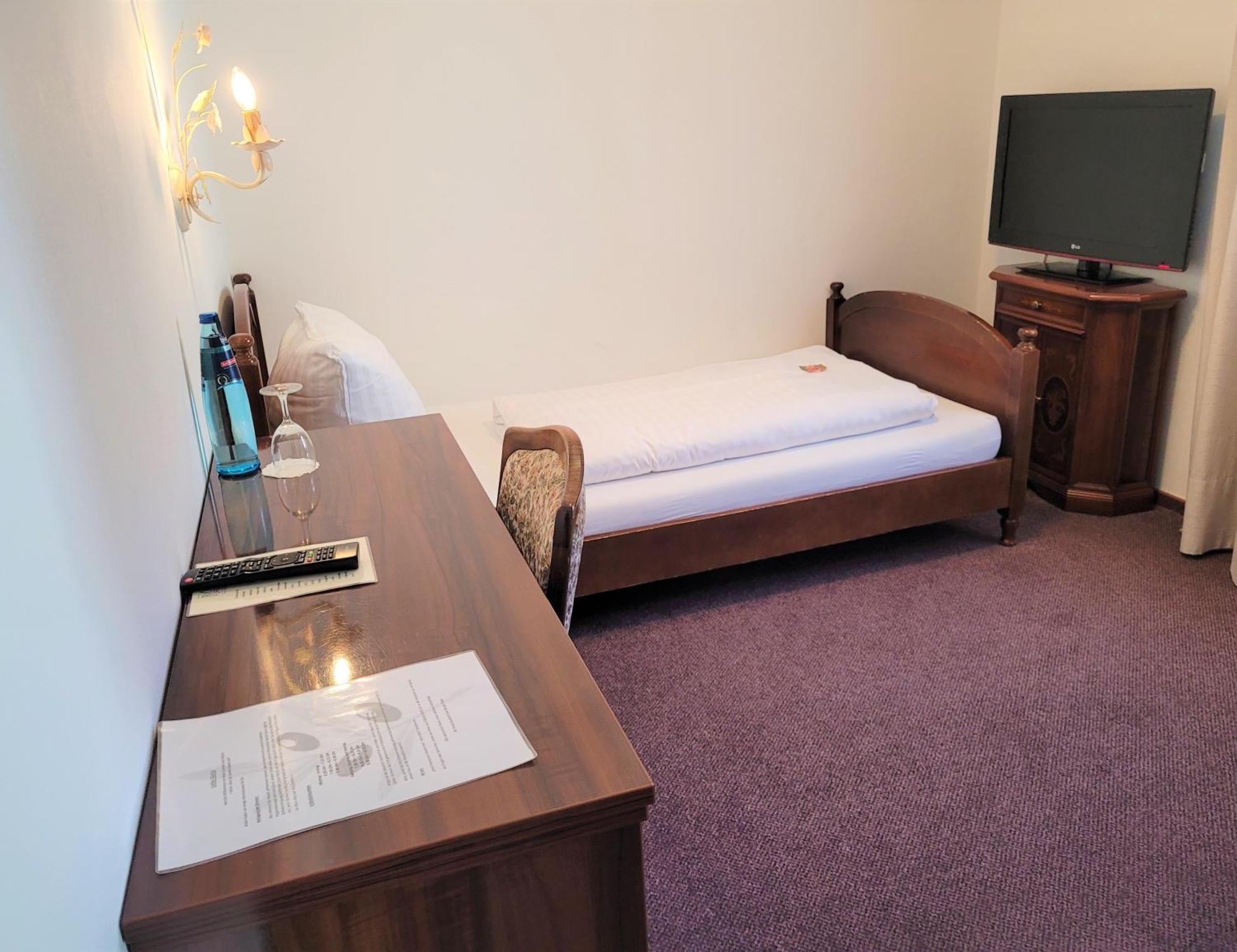 Hotel Roessle Furstenberg  Bagian luar foto